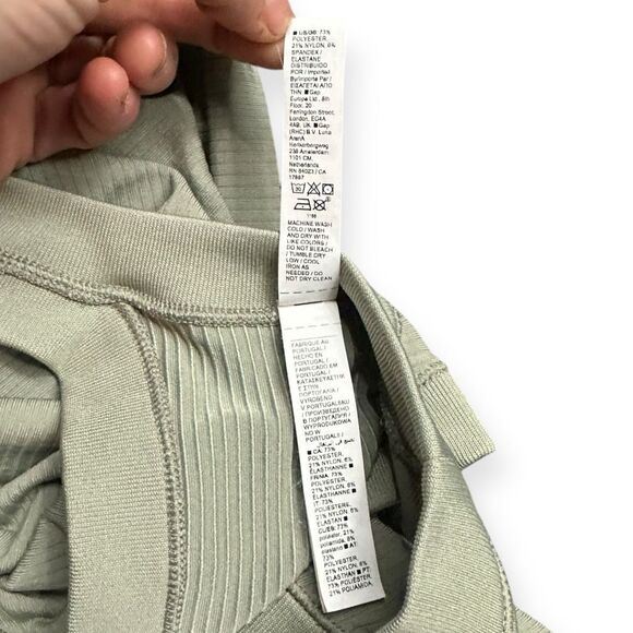 ATHLETA Women’s Sage Green Renew Seamless Ribbed High Neck Racerback Tank Size L - Picture 6 of 7